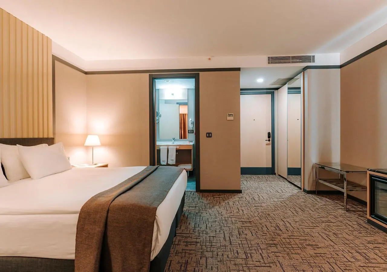 Invite Hotel Corner Trabzon 4*,