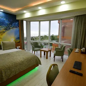 3* Otel Quantum