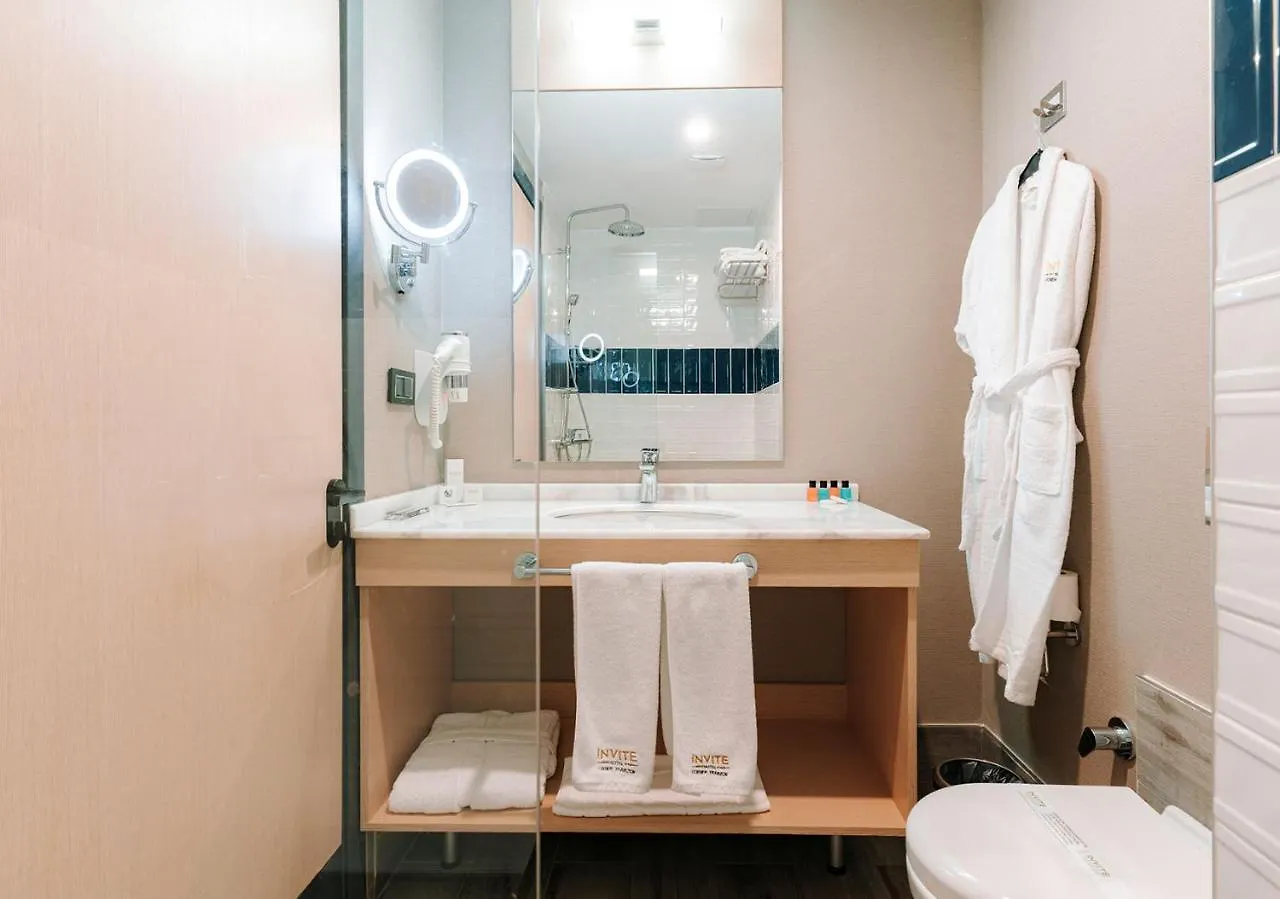 Invite Hotel Corner טראבזון