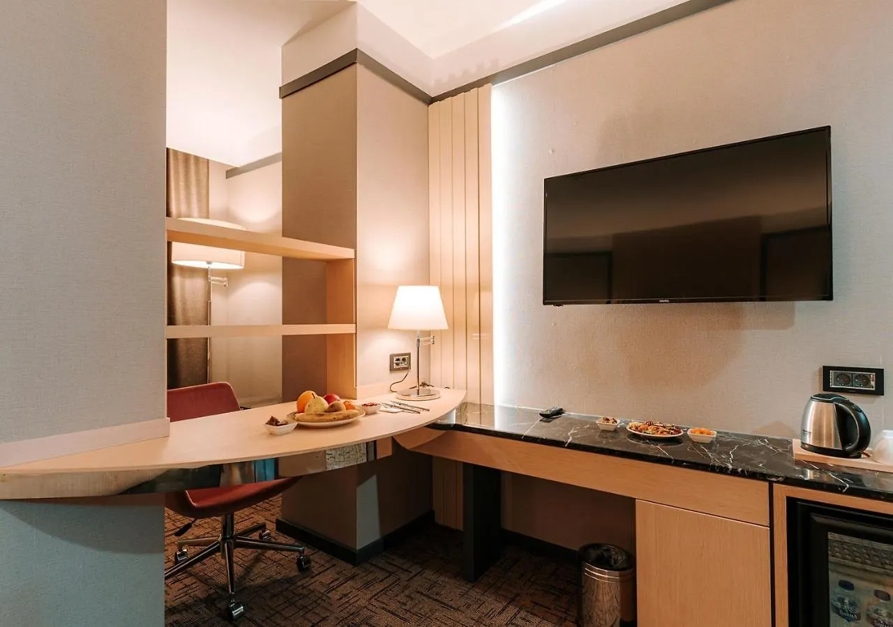 Invite Hotel Corner טראבזון