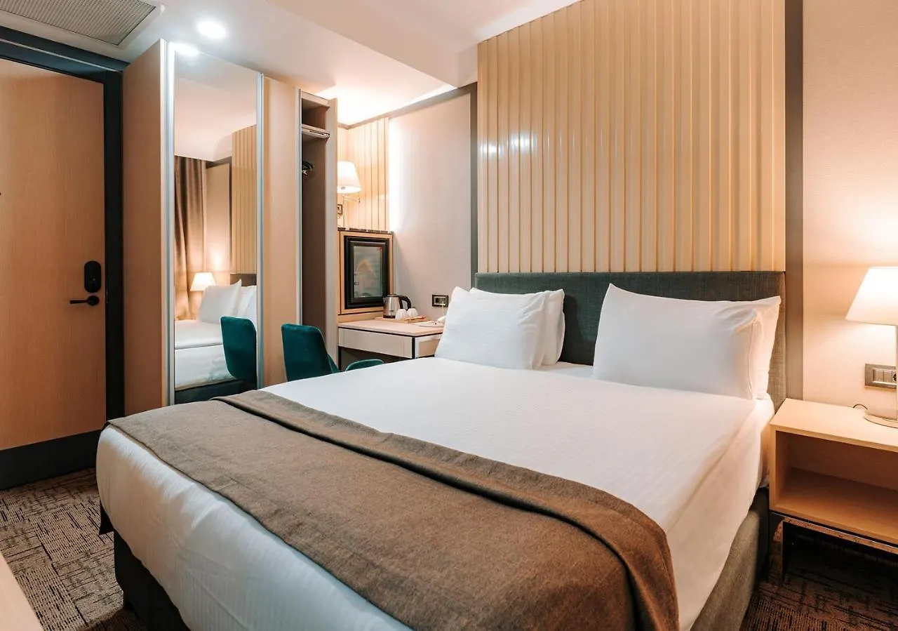 Invite Hotel Corner טראבזון